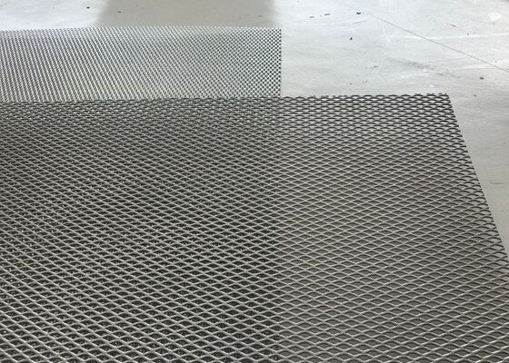 Pure Titanium Metal Expanded  Metal Wire Mesh for Electrolyzer 1.6*3mm