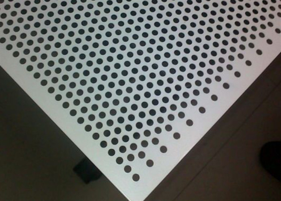 低炭素鋼 孔付き金属シート 建設用 7mm 穴