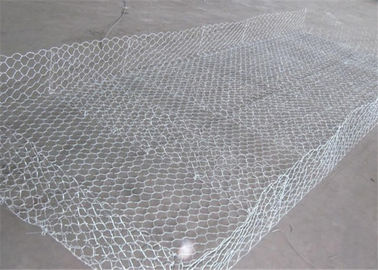 擁壁として六角形の2.7mm Gabionの金網のバスケットの石のおり