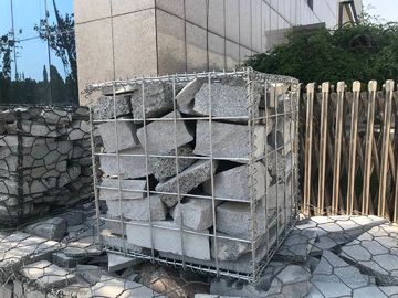 熱いすくいの電流を通された溶接されたGabionの金網のGabionのバスケットの石の落下保護
