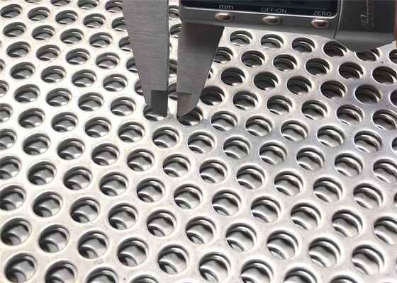 マイクロ スピーカーのグリル4.0mmの厚さの穴があいたアルミニウム版